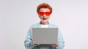 Digitale Grundkompetenzen für Senioren: So werden Sie selbstbewusst im Umgang mit dem Internet